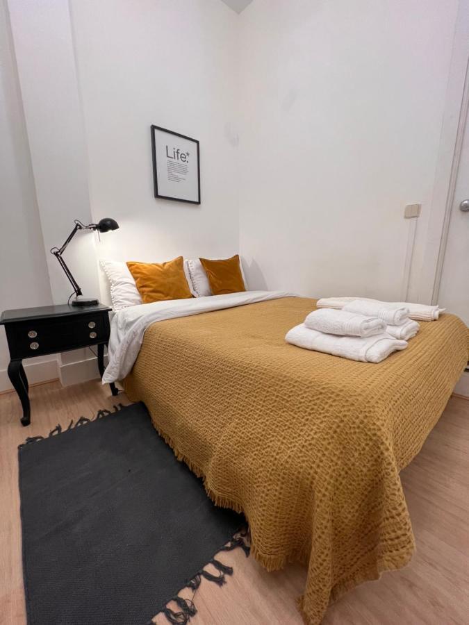 Urban Rooms Fuencarral Madrid Buitenkant foto