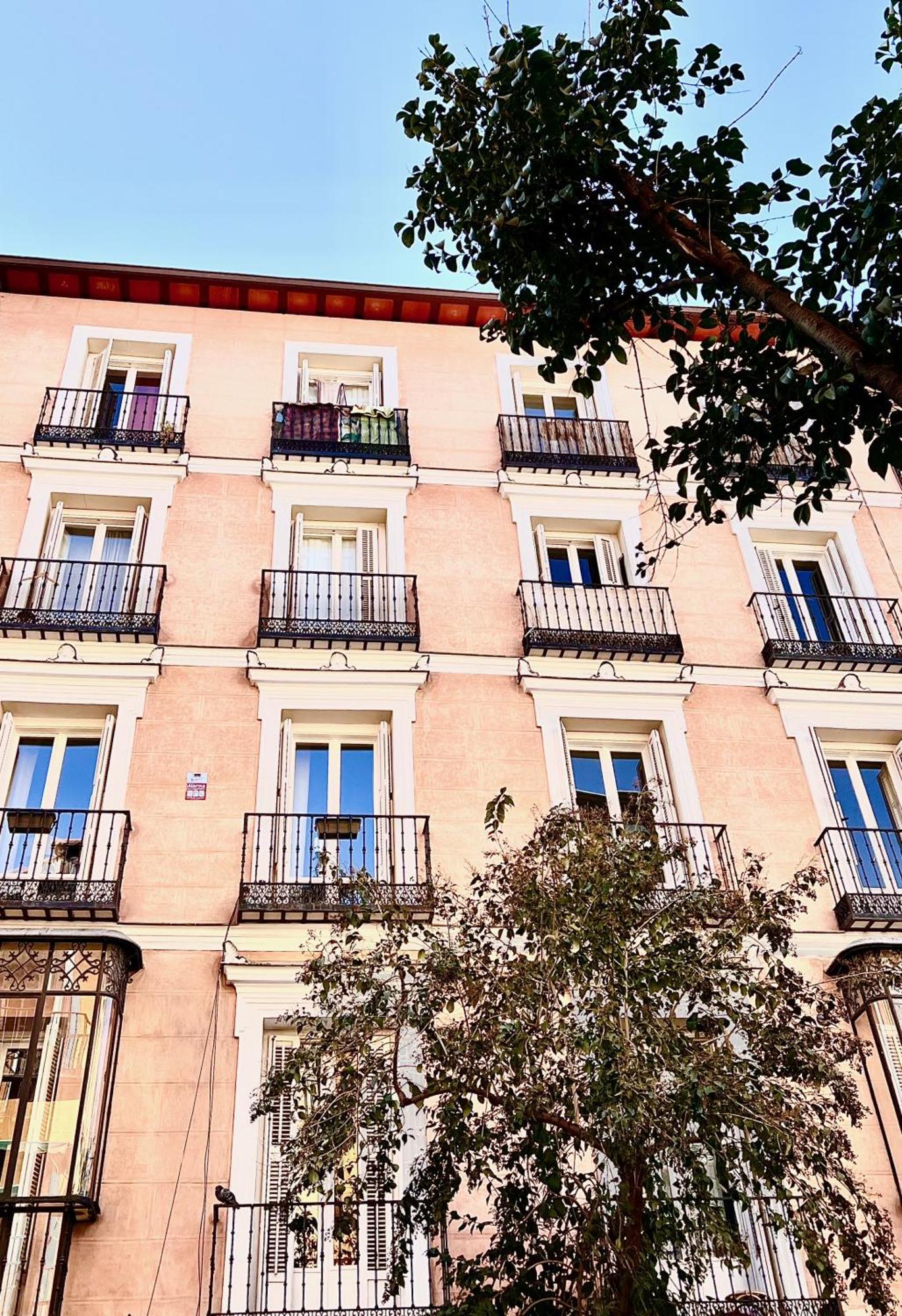 Urban Rooms Fuencarral Madrid Buitenkant foto